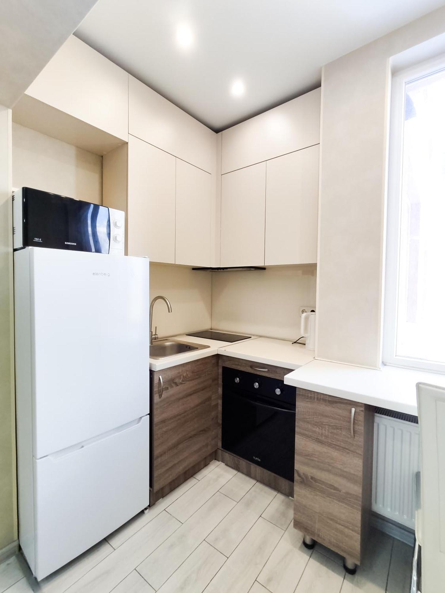 Apartment радужная студия вокзал харьков-пассажирский Kharkiv